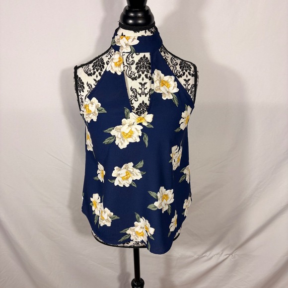 Sweet Wanderer Tops - Sweet Wanderer Navy Blue Floral Halter Keyhole Top SJ4028 Small